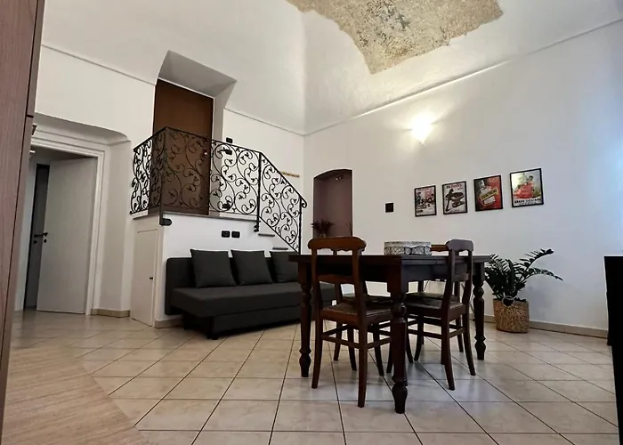 Le Tre Ca', Ca' Cecilia, Ca' Nina, Ca' Vittoria Lägenhet Asti