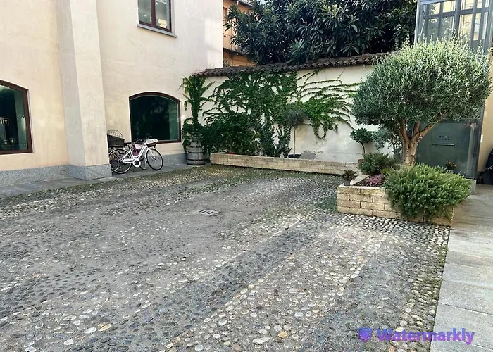 Le Tre Ca', Ca' Cecilia, Ca' Nina, Ca' Vittoria Asti